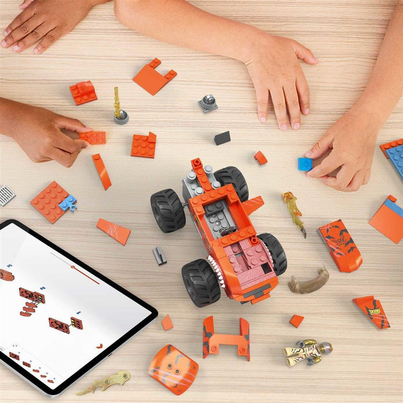 Mega Bloks Hot Wheels Monster Trucks Tiger Shark Chomp Course