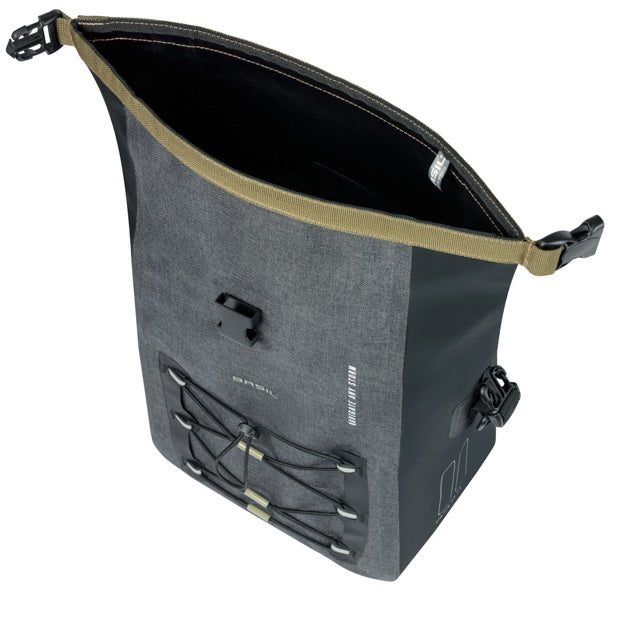 Enkele tas Basil Navigator Storm M MIK 12-15L 14 x 25 x 36 cm  - zwart