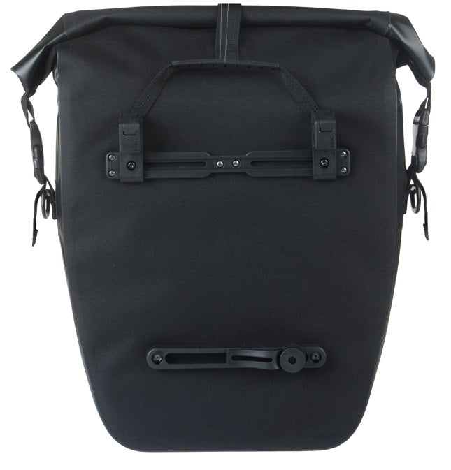 Enkele tas Basil Navigator Waterproof L MIK 25-31L 14 x 26 x 42 cm - zwart