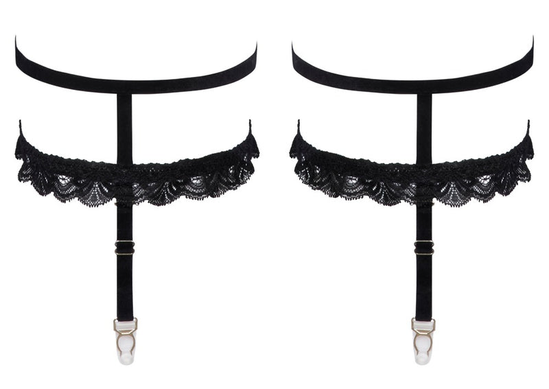Garters x 2 L/XL
