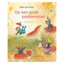 Op een grote paddenstoel