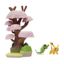 Pokémon Environment Figuren Set - Caterpie & Pikachu