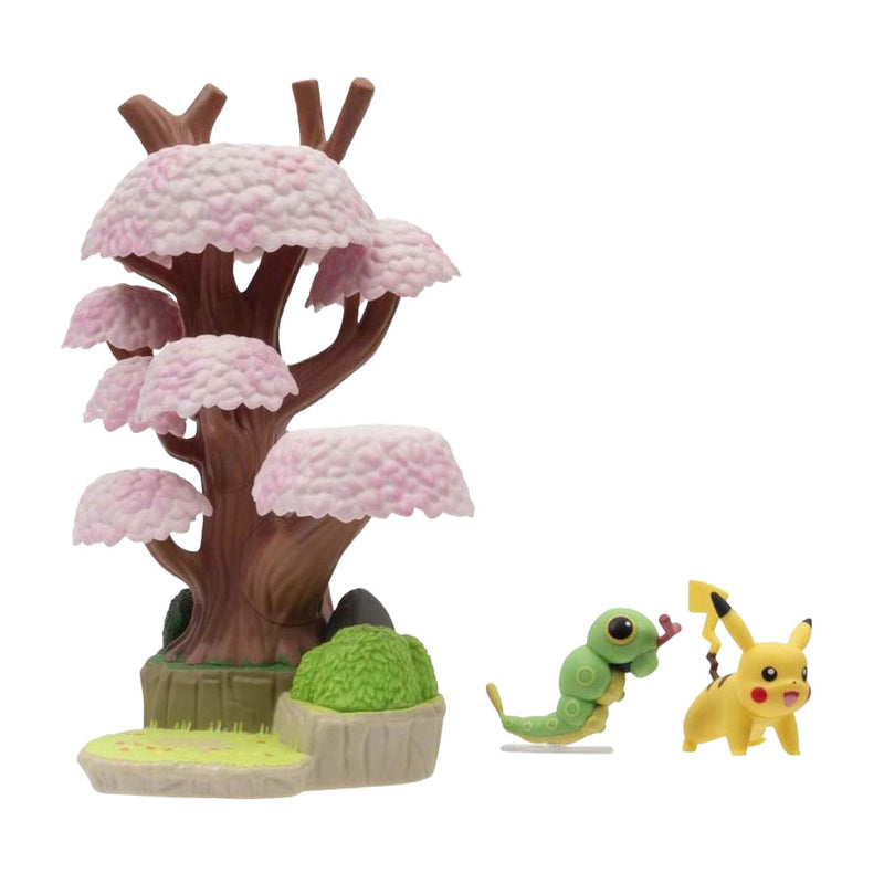 Pokémon Environment Figuren Set - Caterpie & Pikachu