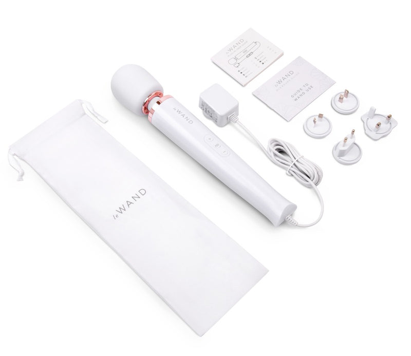 Le Wand Powerful Plug-In White