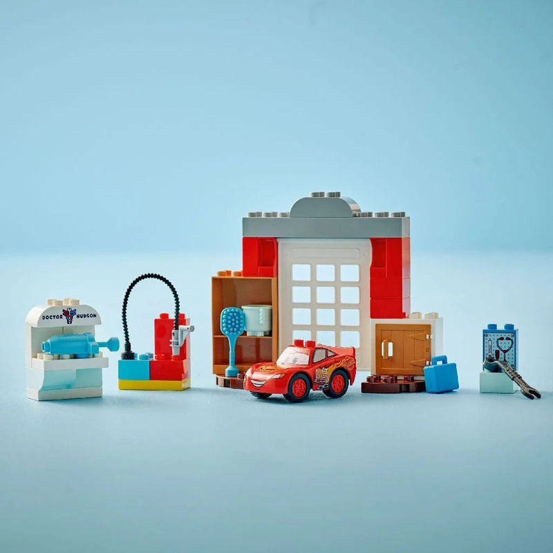 Lego Duplo 10456 Disney McQueens Bezoek Aan Docs Garage