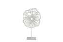 Sculptuur Aoife S  op standaard off-white metaal 17x6x31cm
