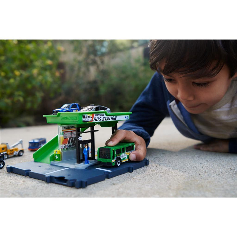 Matchbox Action Drivers Bus Station