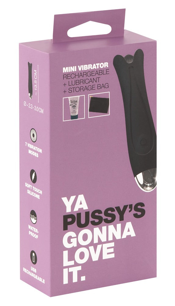 Cutie with two free extras