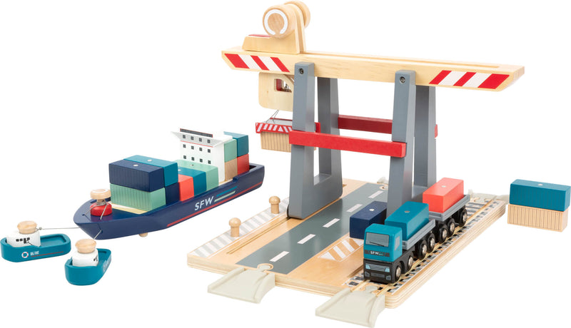 Containerterminal met toebehoren