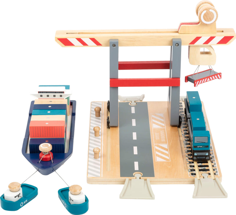 Containerterminal met toebehoren