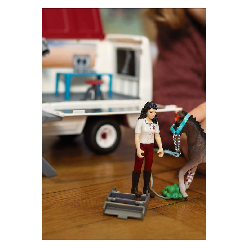 Schleich Horse Club Mobiele Dierenarts met Hannoveraans Veulen