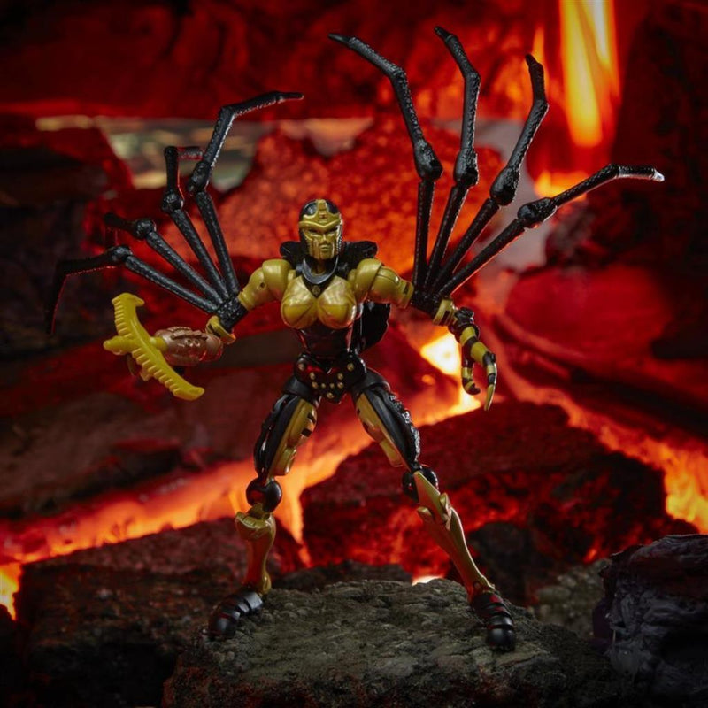Hasbro Transformers Kingdom War for Cybertron Black Arachnia