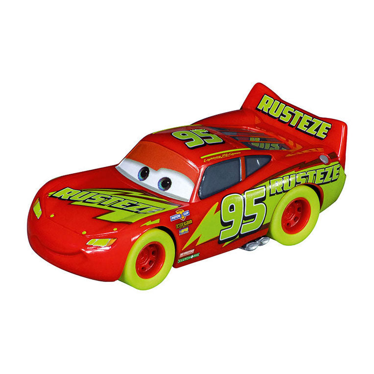 Carrera GO!!! Raceauto - Lightning McQueen Glow Racer