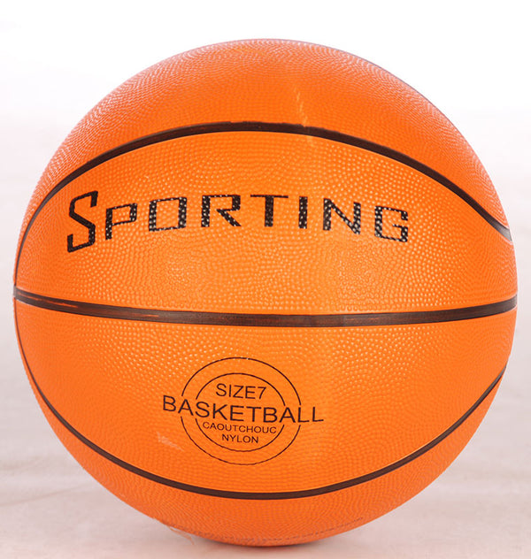 Basketbal maat 7 ca.600 gr. onopgeblazen