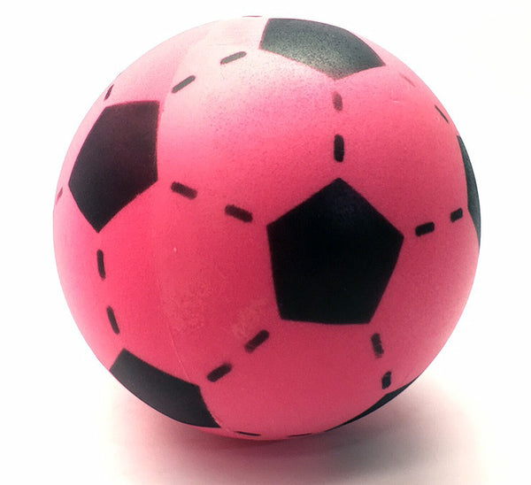 Foam voetbal roze 20 cm.