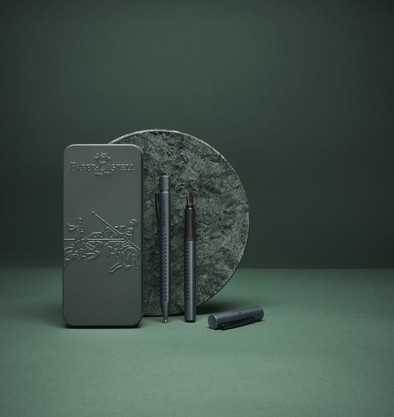 Faber Castell FC-201535 Balpen En Vulpen Faber-Castell Grip Mistletoe In Giftbox