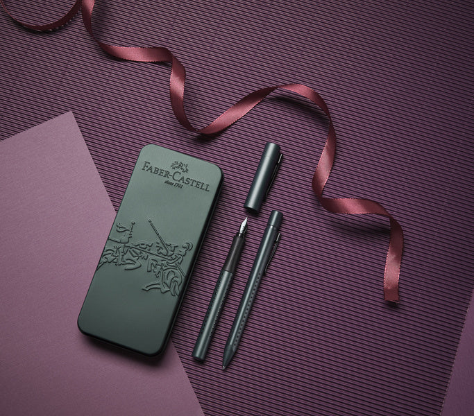 Faber Castell FC-201535 Balpen En Vulpen Faber-Castell Grip Mistletoe In Giftbox