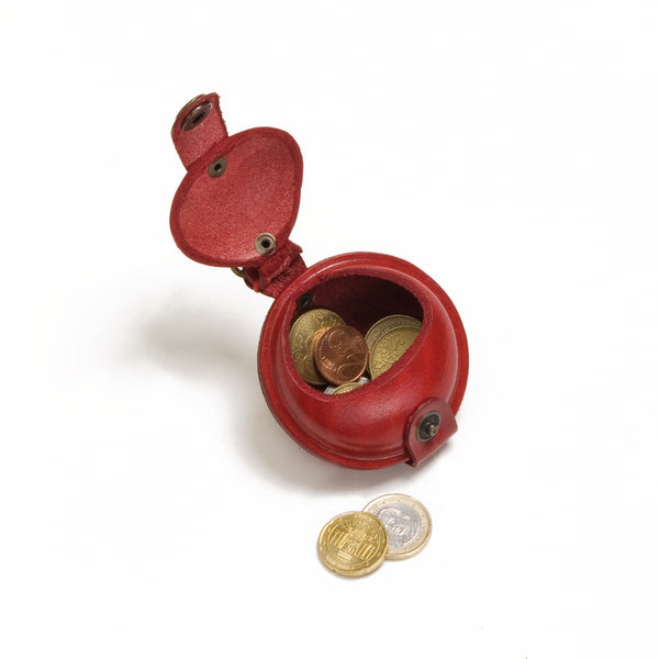 Juscha JU-28063804 Sleutelhanger Mika Klein Zadelleer Opbergvak Voor Munten Kleur Rood