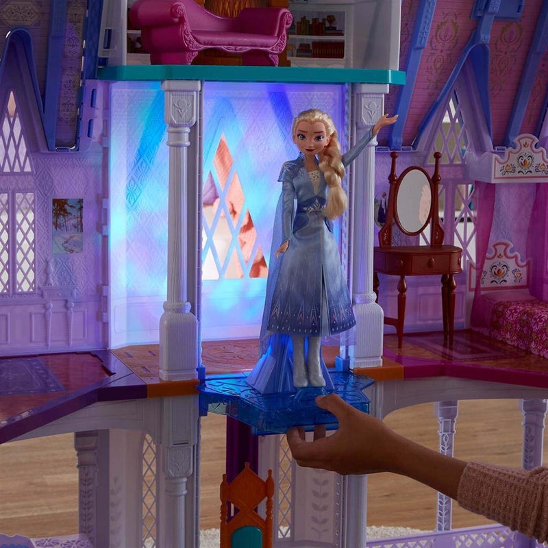 Disney Frozen 2 Arendelle Kasteel + Licht en Accessoires 152x122 cm