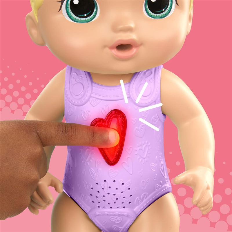 Hasbro Baby Alive Happy Heartbeats Babypop + Licht en Geluid