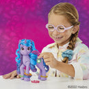 My Little Pony Stralende Izzy Moonbow + Armbanden + Licht