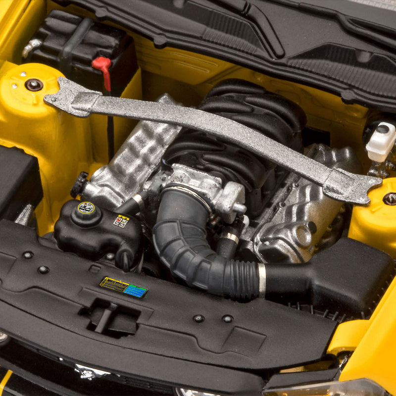 Revell 2010 Ford Mustang GT