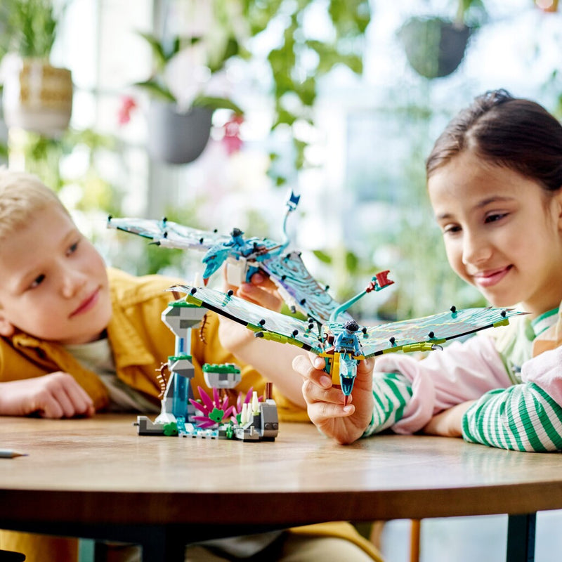 LEGO Avatar Jake en Neytiri’s eerste vlucht op de Banshee