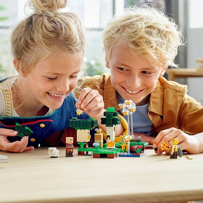 Lego Minecraft 21165 De Bijenhouderij