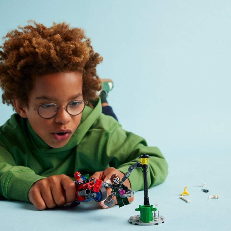 Lego Super Heroes 76275 Motorachtervolging Spiderman vs Doc Ock