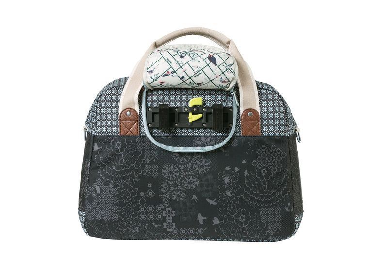 Fietstas Basil Bohème Carry All Bag 18 liter 44 x 17 x 31 cm - zwart
