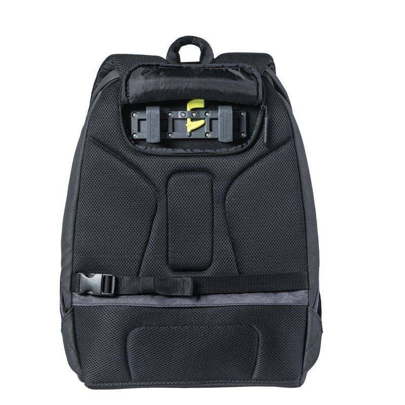 Fietsrugzak Basil B-Safe Backpack Nordlicht 18 liter 29 x 14 x 45 cm - zwart