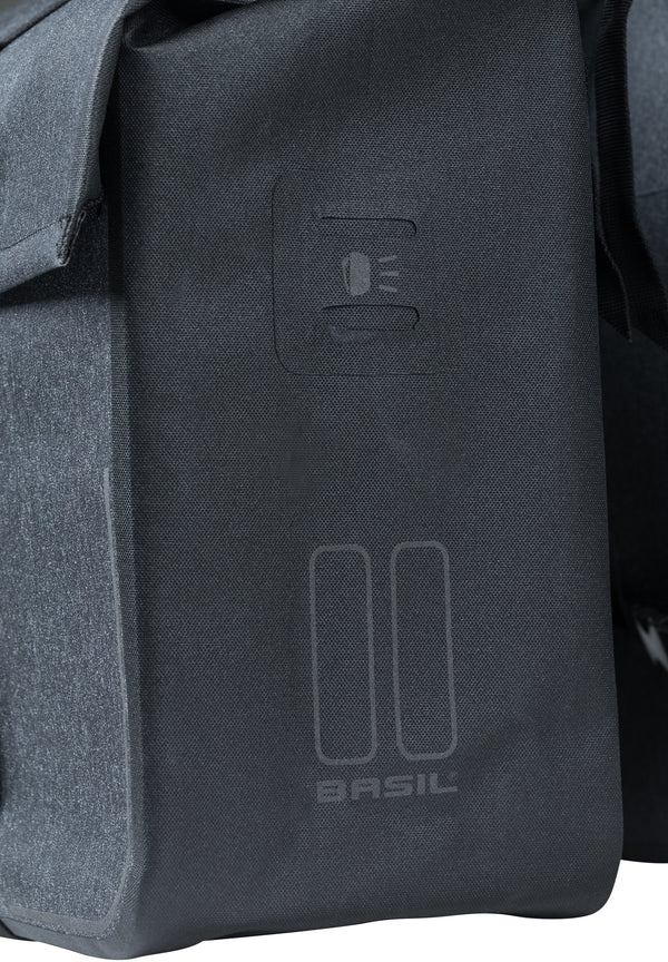 Dubbele fietstas Basil Urban Dry 50 liter 36 x 17 x 42 cm - charcoal melee