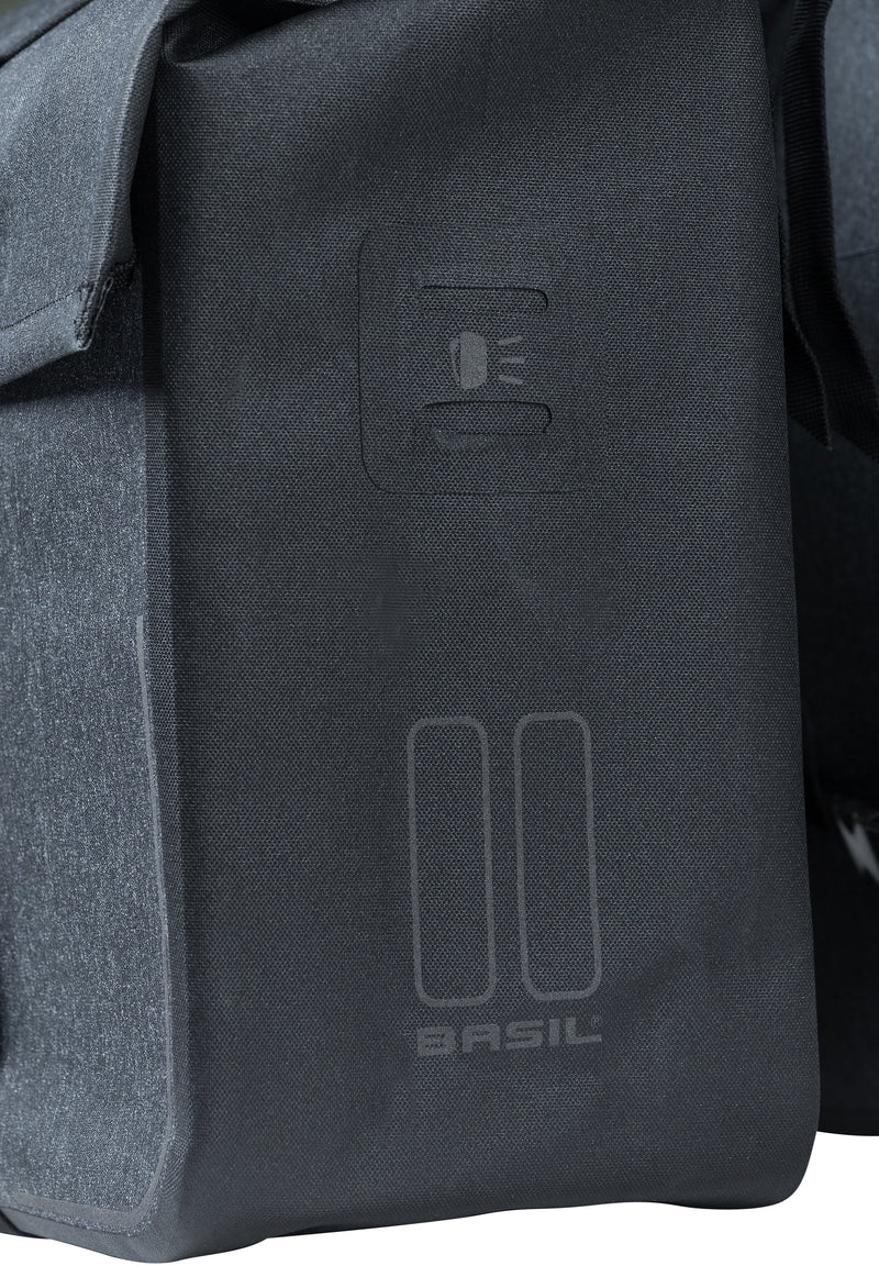 Dubbele fietstas Basil Urban Dry 50 liter 36 x 17 x 42 cm - charcoal melee