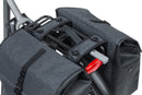 Dubbele fietstas Basil Urban Dry MIK 50 liter 36 x 17 x 42 cm - charcoal melee