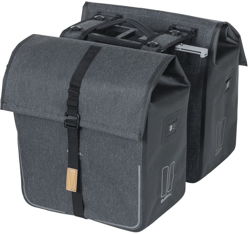 Dubbele fietstas Basil Urban Dry MIK 50 liter 36 x 17 x 42 cm - charcoal melee