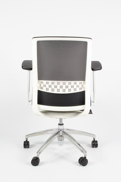 Linea Fabbrica Tekna White 01 Zwart/Antraciet Bureaustoel met 3D Armleuning