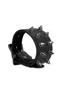 Auw! Schedels en Beenderen - Armband met Spikes - Zwart