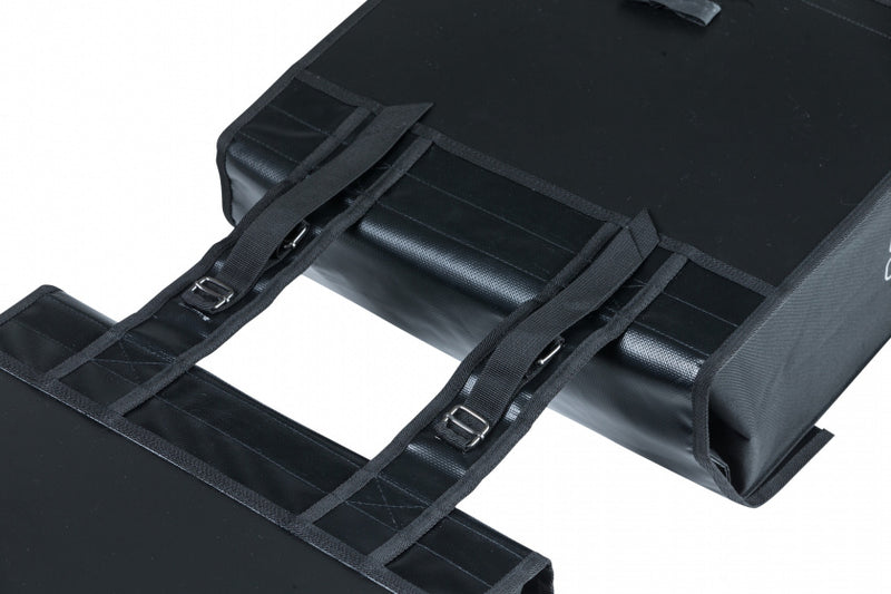 Dubbele fietstas Basil Urban Load 48 liter 41 x 18 x 46 cm - zwart reflective