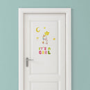 muursticker It's a Girl meisjes 15 x 26 cm geel