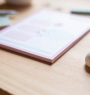 familieplanner Snoopy A5 papier roze/wit 54 vellen