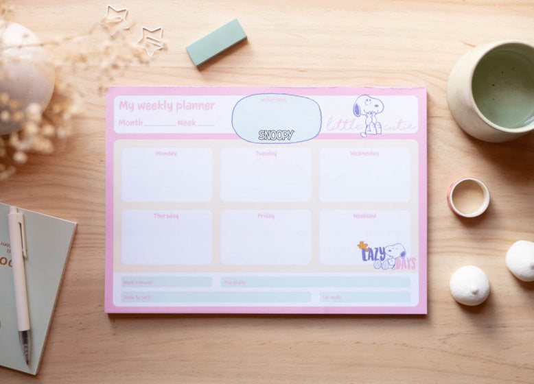 weekplanner Snoopy 29,7 x 21 cm A4 roze 54 vellen