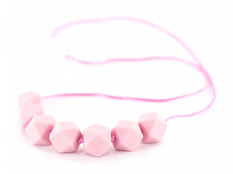 bijtketting Kola Cubes 75 cm silicone lichtroze