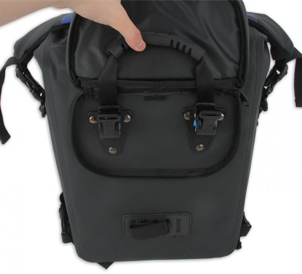 pakafrugzak Colorado 18 liter tarpaulin zwart/blauw