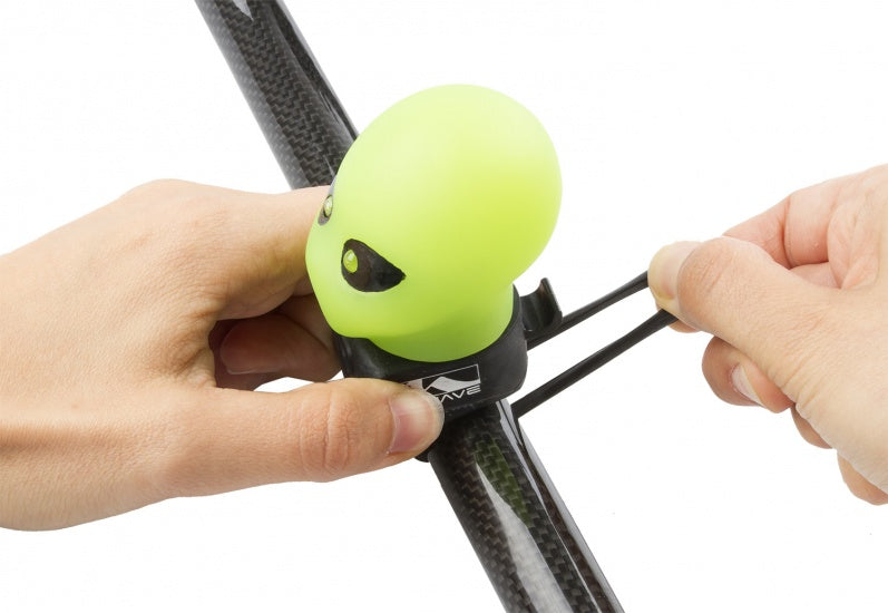 Fietstoeter Alien met LED licht groen