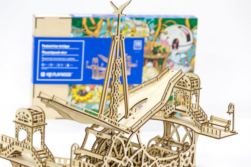 modelbouwset voetgangersbrug 43 x 34 cm hout 104-delig