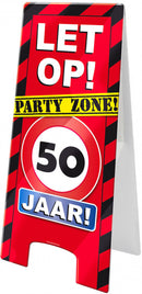 waarschuwingsbord 50 jaar 58 x 26 cm karton rood