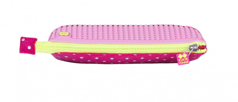 etui met siliconen zijkant en pixels 20 cm roze