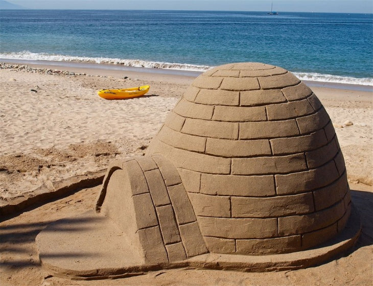 2 stuks zandkasteel  of iglo maker vorme