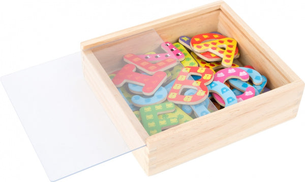Small Foot - Houten Magnetische Letters Kleur, 37dlg.