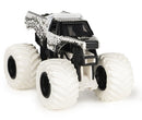 monstertruck Monster Jam Earth Shaker 1:64 wit